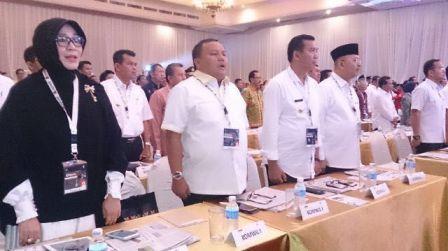 Wako Pekanbaru dan Wako Bandung Tandatangani MoU Tentang Samrt City dan UMKM