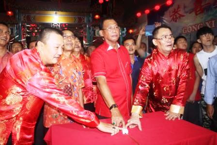 Perayaan Cap Go Me Bisa Mendatangkan Wisatawan, 2017 Pemkab Anggarkan Pembelian Lampion