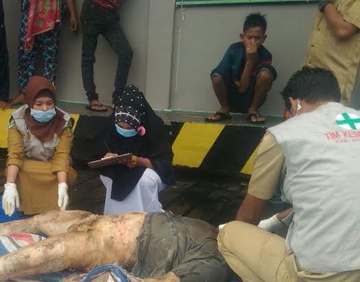 Lagi, Mayat Tanpa Identitas Ditemukan Terapung Dipulau Jemur