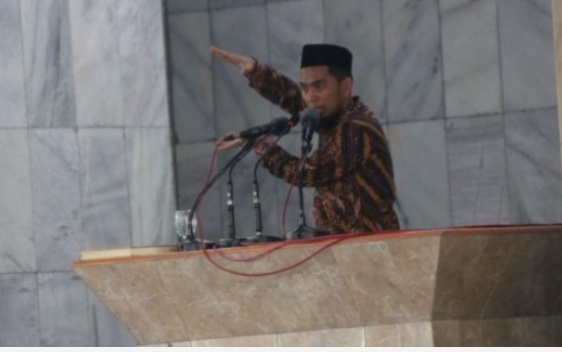 Ustaz Adi Hidayat : Agama Bukan Sekadar Ritual, Tetapi Mampu Mencerahkan Umat