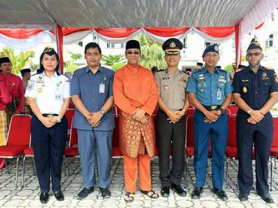 Wabup Karimun Anwar Hasyim Pimpin HUT Kepri ke-15