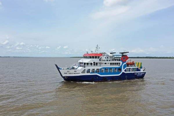 Pelayaran Perdana KMP. Tirus, Buka Akses Meranti-Dumai