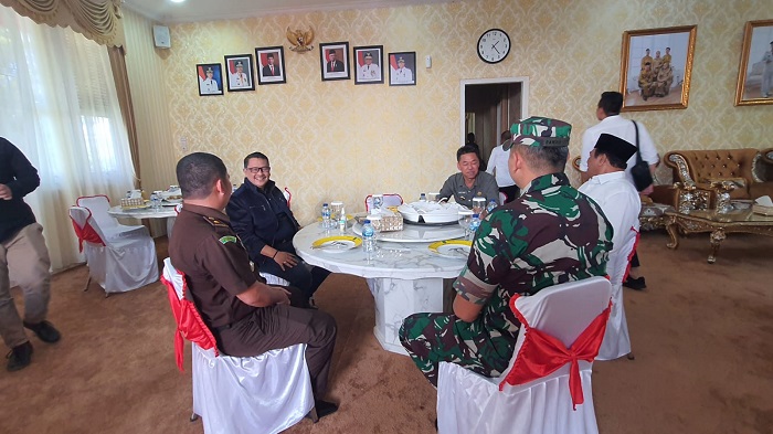 Bupati Rohil Sambut Kunjungan Amsori Thohir Menantu Wapres RI 