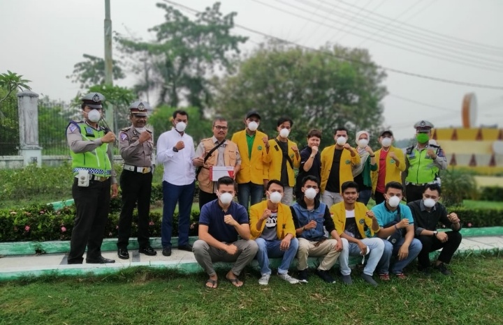 PT Arara Abadi APP Sinarmas Forestry Bagikan 50 Ribu Masker Kepada Masyarakat Riau
