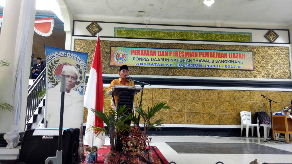 Bupati H.M.Harris Hadiri Wisuda Santri Daarun Nahdhah Thawalib Bangkinang