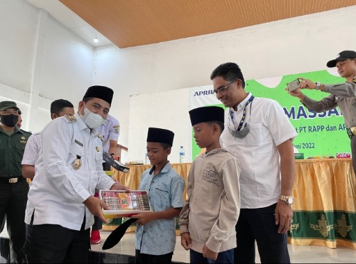 Kerjasama dengan Pemkab Pelalawan, PT RAPP-APR Gelar Sunatan Massal Gratis   