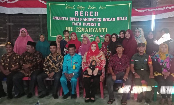 Ismaryanti Jemput Aspirasi Masyarakat Rokan Baru Pekaitan