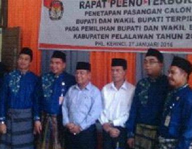 Berlangsung Singkat, KPU Pelalawan Tetapkan Bupati dan Wakil Bupati Terpilih