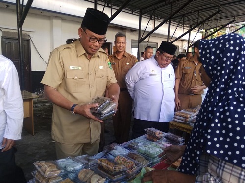 Tingkatkan Kualitas Pasar, Pemkab Rohil Terus Lakukan Pembenahan dan Tertibkan PKL
