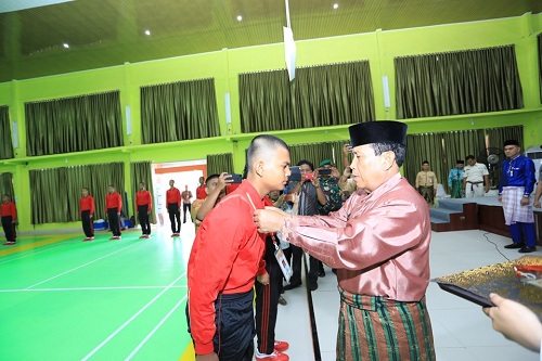 Buka Diklat Paskibraka, Bupati Sukiman Minta Siswa Disiplin dan Giat Berlatih