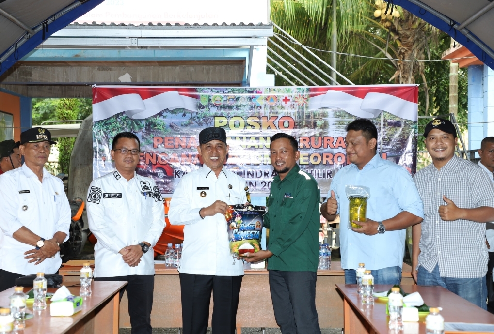 PT SRL Salurkan Bantuan Terdampak Banjir di di Lima Desa Kabupaten Inhil