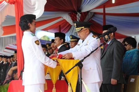 Pembangunan Indonesia Kerja Nyata 71 Tahun, Merubah Paradigma  Melakukan Kerja Nyata Untuk Masyaraka