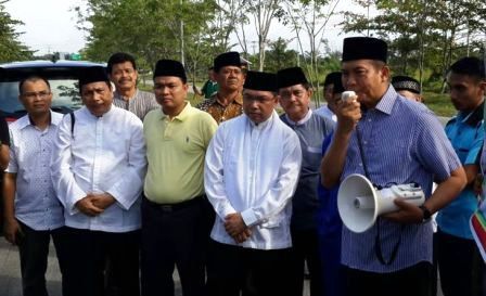 Walikota Lepas Ribuan Warga Pekanbaru asal Rohul Pulang Basamu