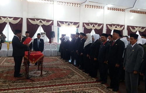 Wabup Lantik Kepsek Dan pengawas Sekolah