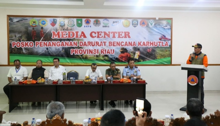 BNPB Ajak Pemerintah dan Masyarakat Hilangkan Asap di Riau