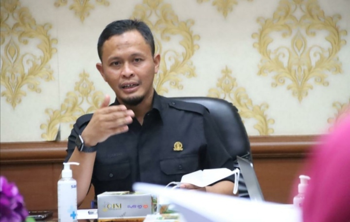 Legislator Riau Soroti Ketidaksiapan Rumah Sakit Dalam Penyediaan Mobil Ambulans