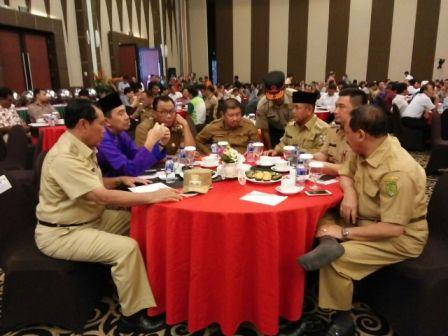 Hadiri Apel dan Raker Cegah Karlahut, Bupati : Perusahaan Agar Menjaga Lahannya