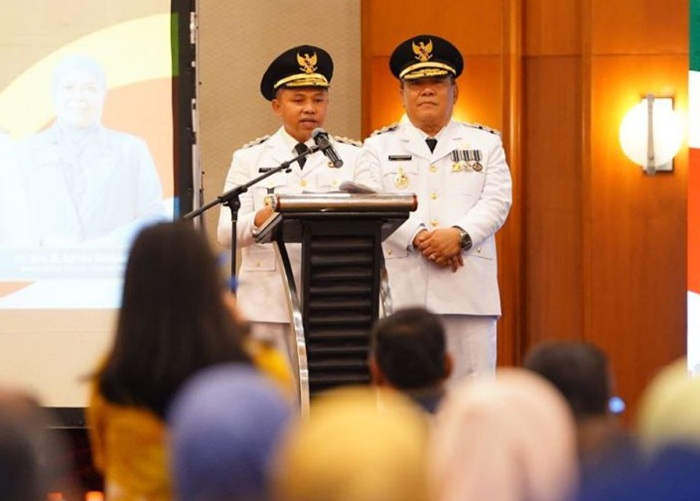 Gubernur dan Wakil Gubernur Riau Resmi Dilantik, Ini Program 100 Hari Kerja