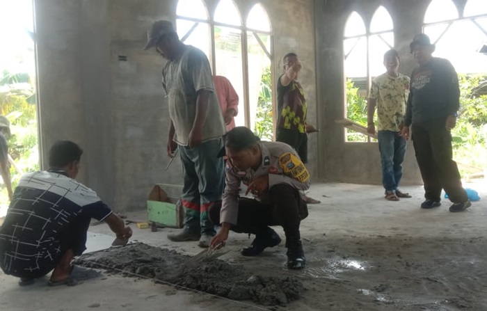 Polsek Bangko Kembali Salurkan Bantuan Pembangunan Musala Al-Muawwannah Bagan Punak