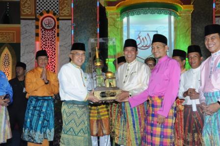 Gubri Arsyadjuliandi Buka Puasa Bersama Masyarakat Riau Se-Jabodetabek