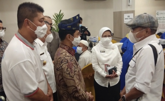 Gerakan 5000 Vaksinasi, 145 Wartawan di Riau Ikut di Suntik 