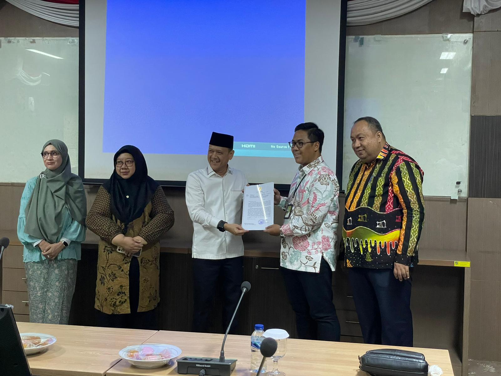 PHR Serahkan Gerai Sentra UMKM Bangkinang Riverside ke Pemda Kampar  
