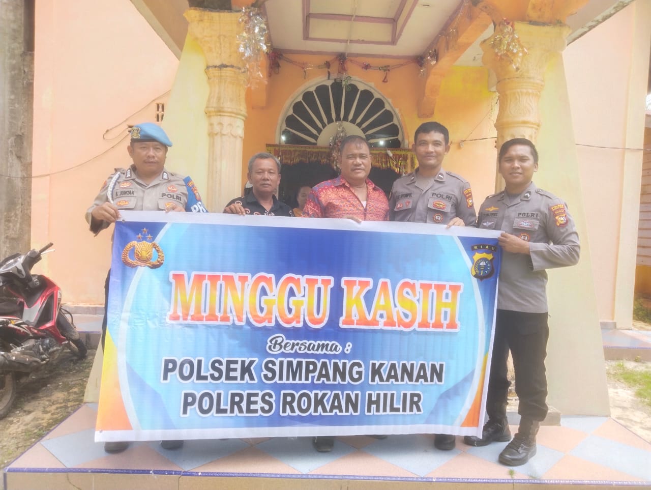 Lewat Program Minggu Kasih, Polsek Simpang Kanan Berikan Himbauan Kamtibmas