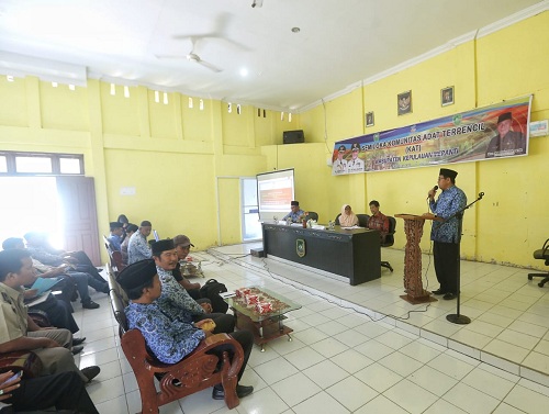  Sekda Buka Kegiatan Semiloka Komunitas Adat Terpencil