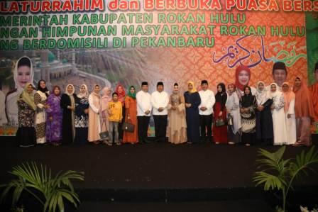 Pemkab Rohul Silaturrahim dan Buka Puasa Bersama Dengan HKR di Pekanbaru