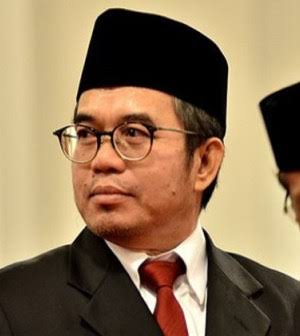 Pengunduran Diri Kepala BPIP Yudi Latif Undang Reaksi Politisi di DPR.