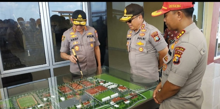 Kalemdiklat Polri Lakukan Penanaman Pohon dan Pemberian Nama Masjid di SPN Polda Riau