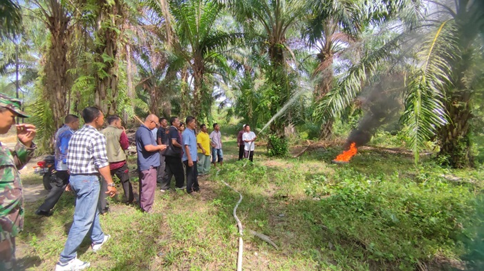 Gandeng BRGM, PHR Edukasi Warga Rohil Pengelolaan Sampah dan Cegah Karhutla di Riau