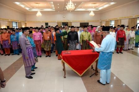 Gubri Lantik 212 Pejabat Eselon II, III dan IV, Berikut 12 Prubahan Pejabat Eselon II
