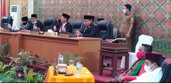 DPRD Pelalawan Gelar Paripurna Usul Pemberhentian Bupati dan Wakil Definitif