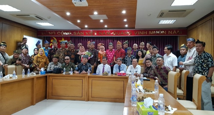 VJA Sambut Rombongan PWI Riau di Ho Chi Minh