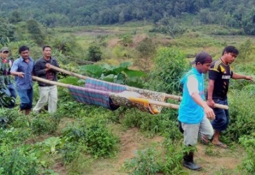 Minus Iman, Tak Kuat Miskin Purba Bunung Diri di Pohon Alpukat 