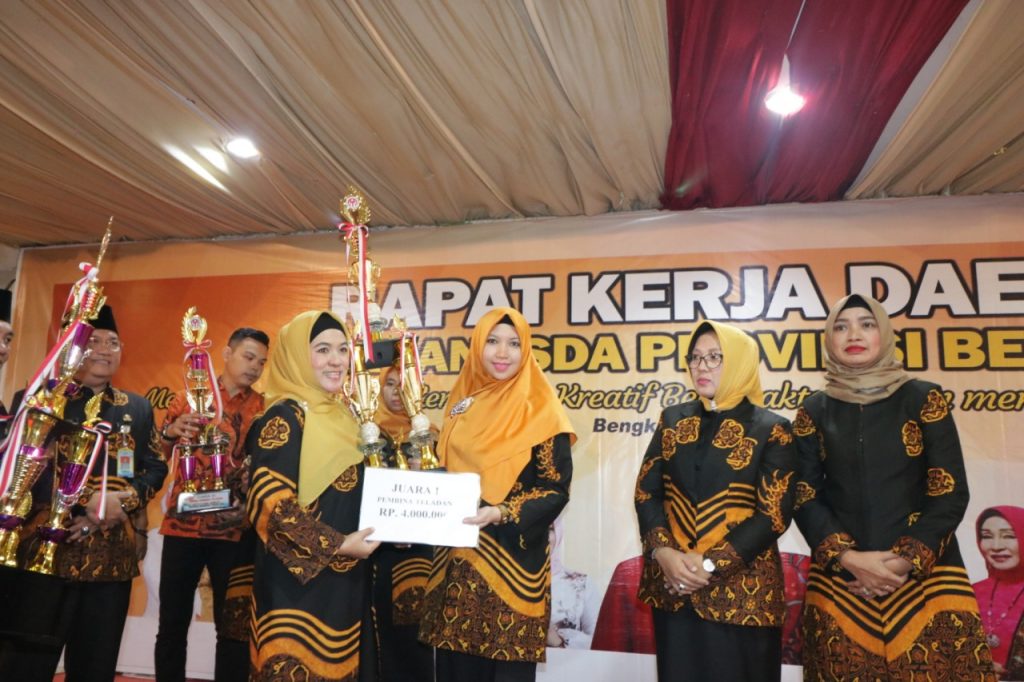 Kota Bengkulu Raih 2 Penghargaan Dekranasda Award 2019