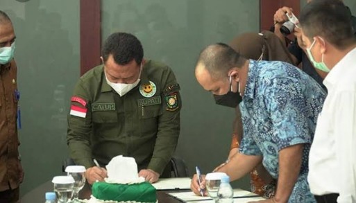 Bantu Tingkatkan Pendidikan, Pemkab Kampar Tandatangani MoU dengan PT RAPP