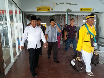 Wakil Bupati Lepas 174 JCH Rohil Menuju Embarkasi Batam