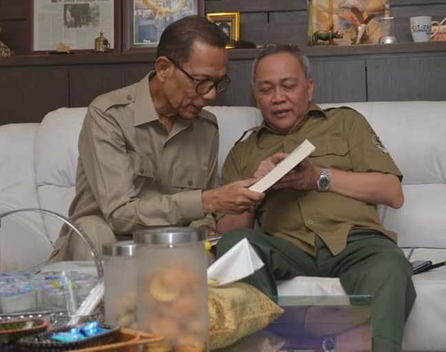Menunggu 42 Tahun,  Akhirnya Pemkab Kampar Diperbolehkan Membangun Jalan 36 KM Penghubung 9 Desa Ter
