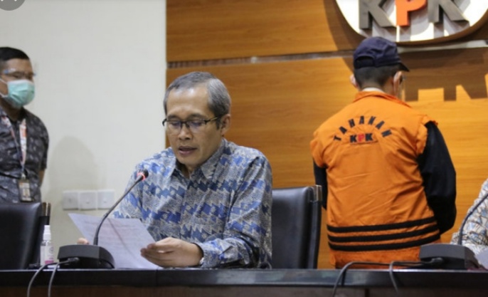 Usai Diperiksa, Tersangka Zulkifli AS Wako Dumai Langsung di Tahan KPK