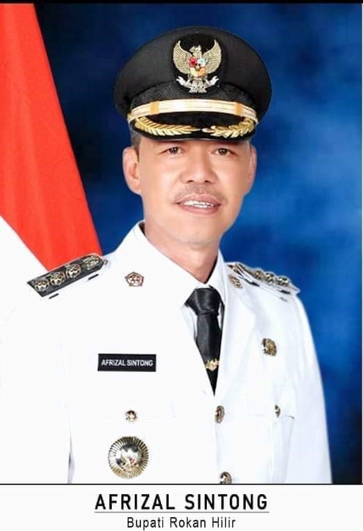 Soal Berita Dugaan Ijazah Palsu, Bupati Rohil Afrizal Sintong Akan Tempuh Jalur Hukum