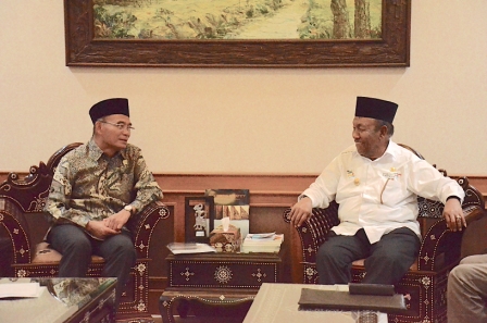 Jadikan Budaya Melayu Riau Pelajaran Mulok,  Plt Gubri Temui Mendikbud