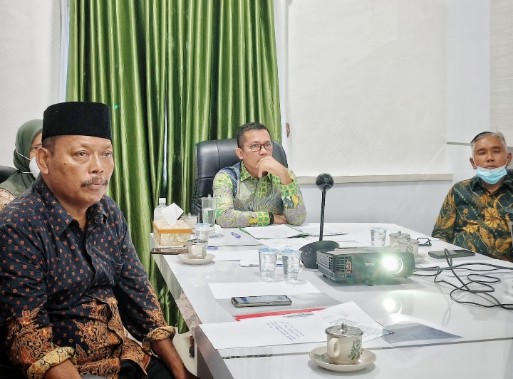 Bupati M Adil Menjadi Opening Speaker Webinar Nasional Pendidikan & Launching Platform Sahabat  Guru
