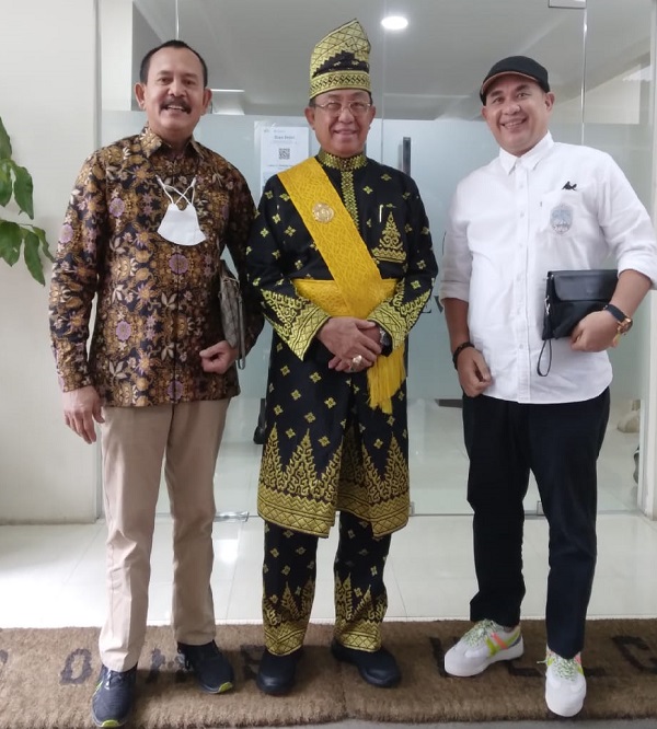Bupati Inhil Wardan Kepala Daerah Pertama di Riau Penerima Anugerah Kebudayaan PWI Pusat