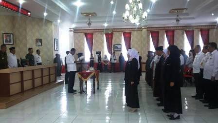 Terjadi Kekeosongan, Bupati Lantik Kepsek dan Pengawas Sekolah