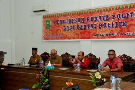 Diikuti Puluhan Fungsionaris Partai, Kesbangpol Riau Gelar Pendidikan Budaya Politik