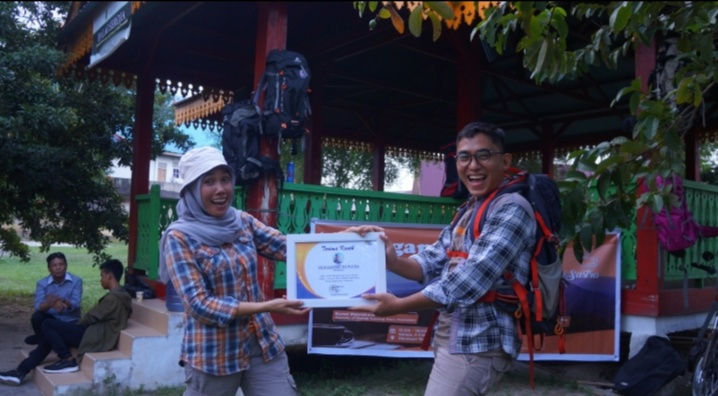 Bincang Sastra Rumah Sunting dengan Pencinta Alam, Mengapa Kita Harus Menulis?