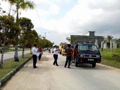Periksa Kelayakan Angkutan ,  Dishub Karimun Razia Kendaraan Umum