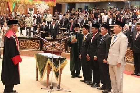 Empat Pimpinan DPRD Riau Periode 2019-2024 Resmi Dilantik 